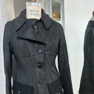 TR-900 Women’s Dark Grey Wool Coat, Size 2